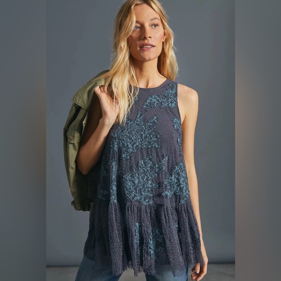 Anthropologie Tops - Anthropologie Applique Lace Tunic Blouse